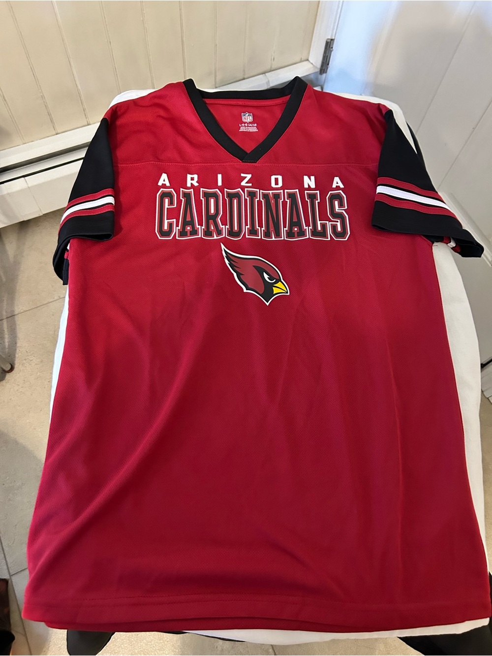 NFL Team Apparel Arizona Cardinals Red V-Neck Mesh Jersey/Youth Size Large 14/16